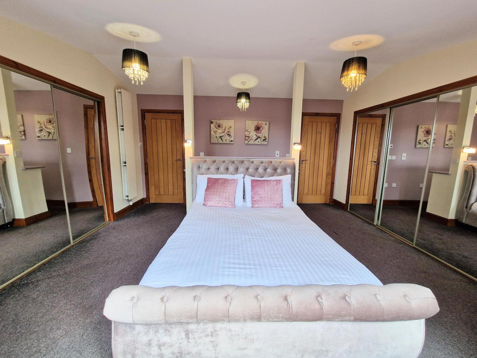Chalet Torridon 1 With Private Hot Tub - Fife - Loch Leven - Lomond Hills- Pet Friendly