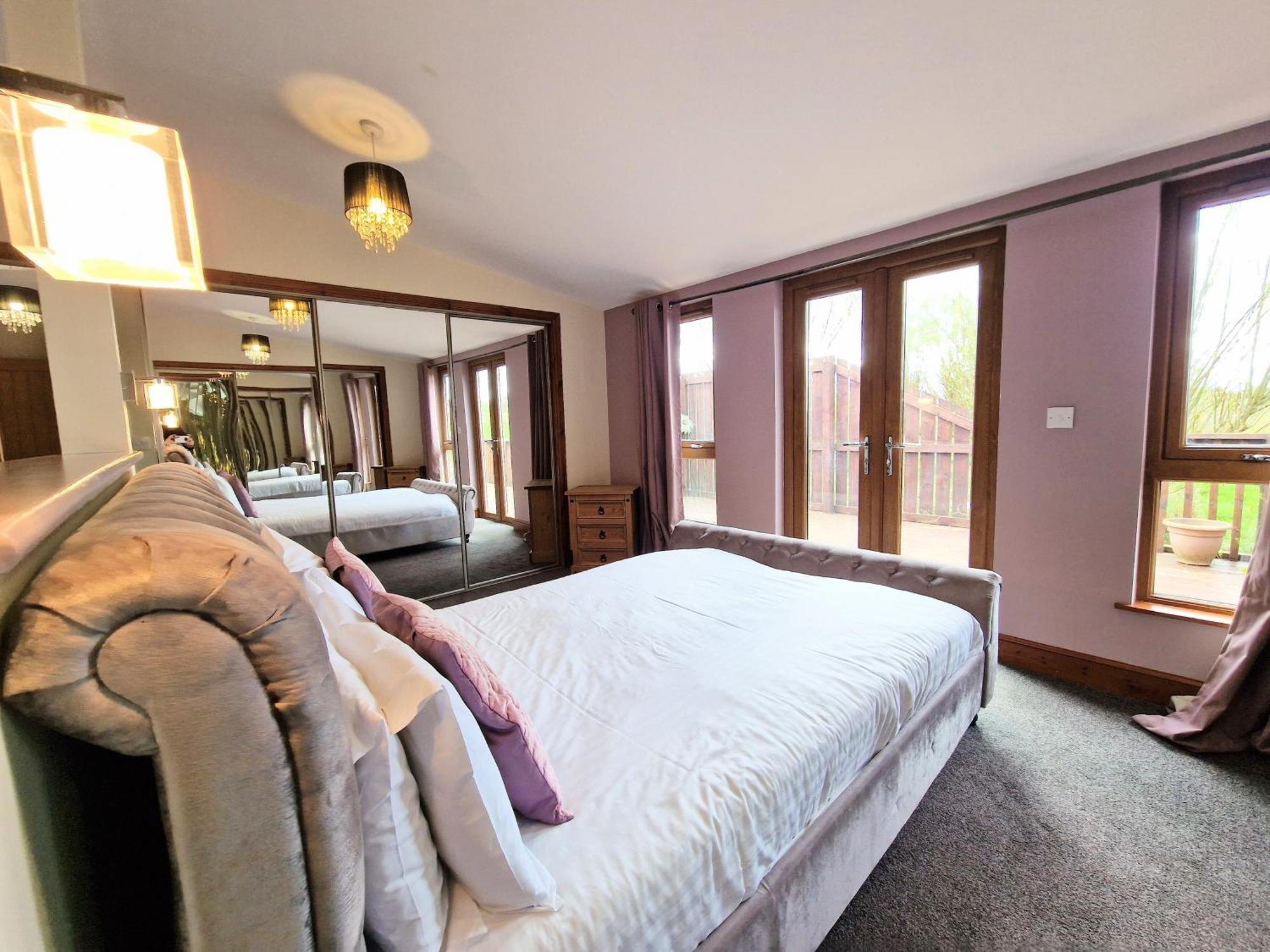 Chalet Torridon 1 With Private Hot Tub - Fife - Loch Leven - Lomond Hills- Pet Friendly