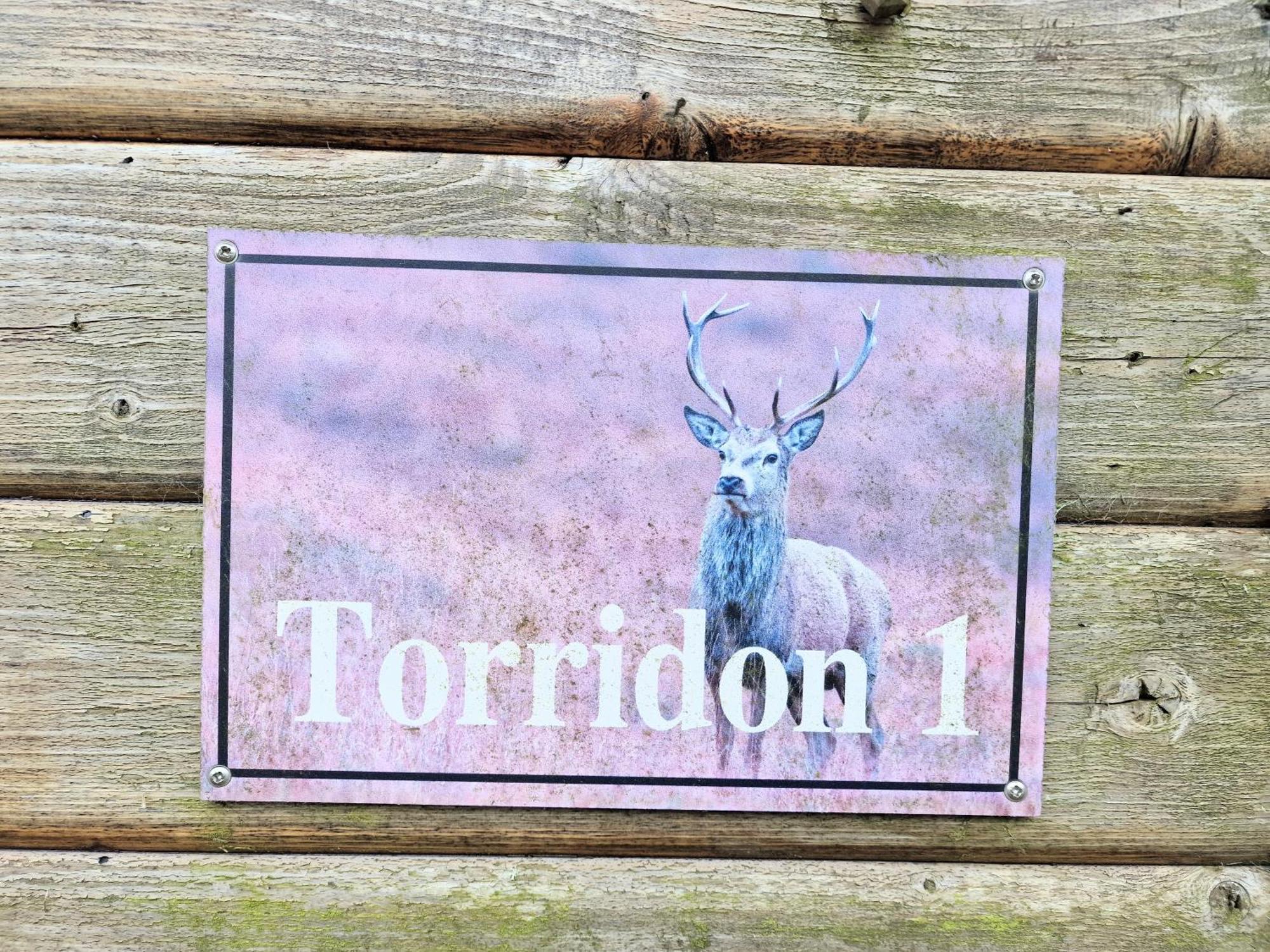 Torridon 1 With Private Hot Tub - Fife - Loch Leven - Lomond Hills- Pet Friendly